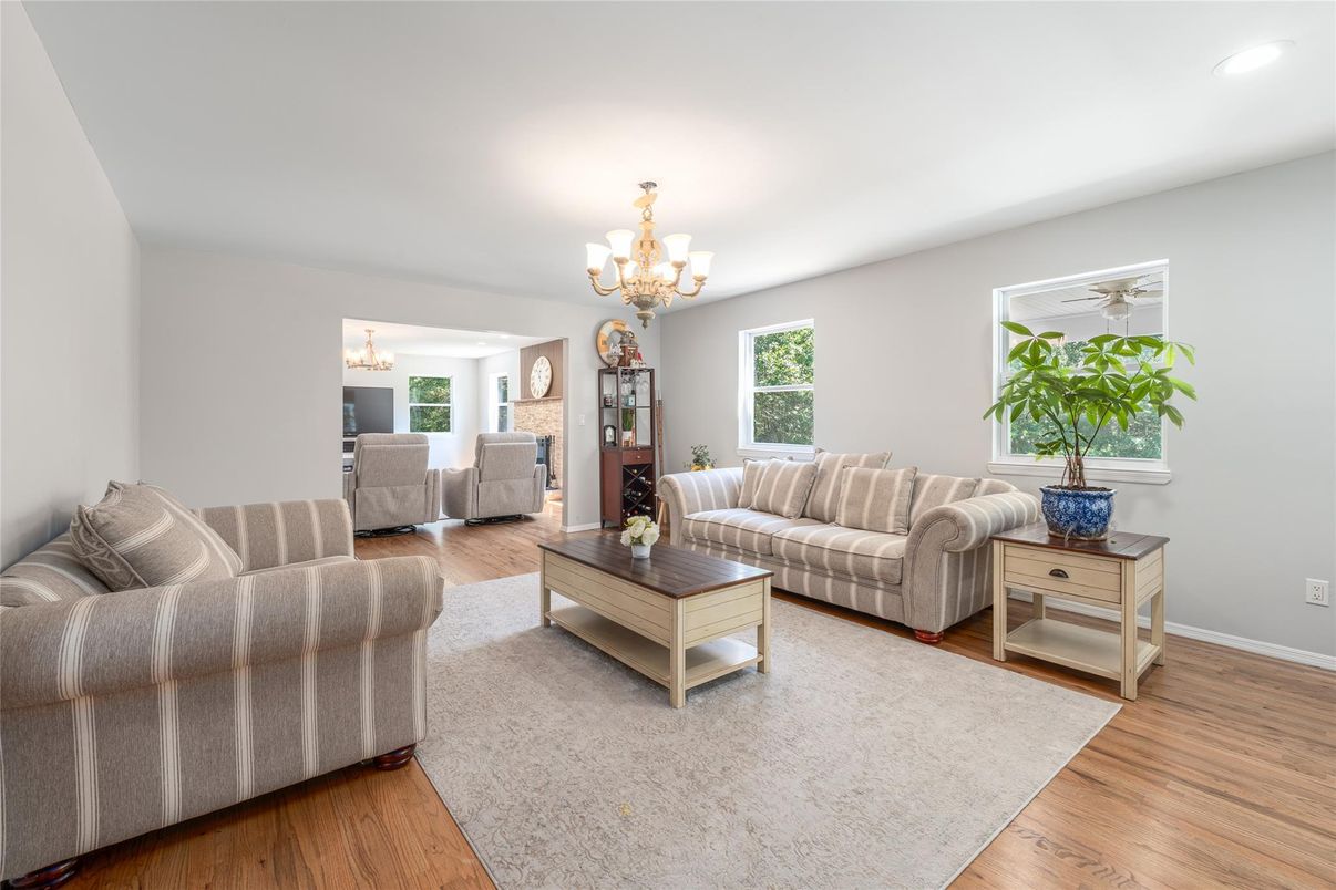 Chandelier, Interior, Living room, Recessed Lighting, Wood Texture Flooring