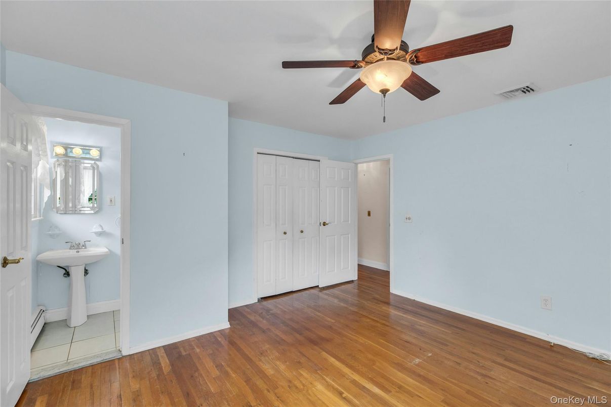 Bathroom, Empty room, Interior, Wood Texture Flooring