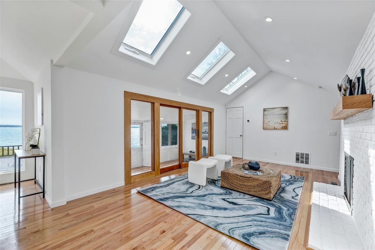 Fireplace, Interior, Recessed Lighting, Water, Wood Texture Flooring