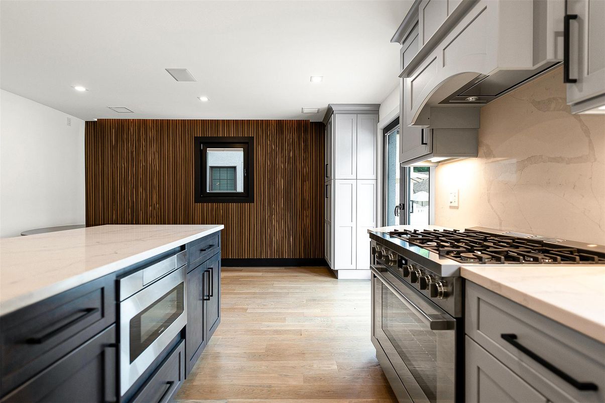 Interior, Kitchen, Recessed Lighting, Stainless Steel Appliances, Wood Texture Flooring
