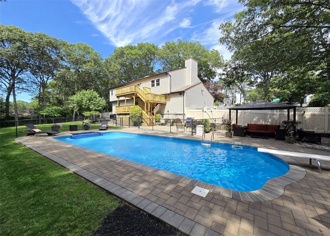 Backyard, Exterior, Pool