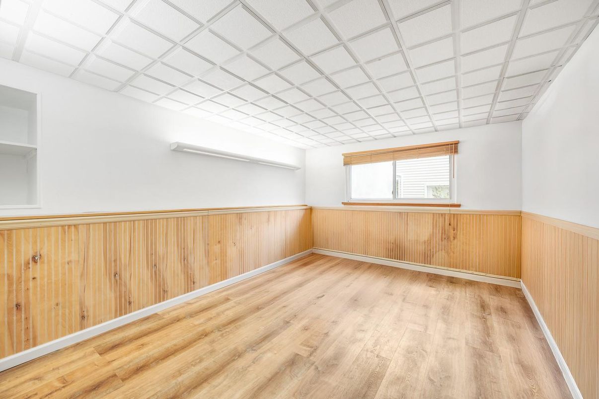 Empty room, Interior, Wood Texture Flooring, Wooden Walls