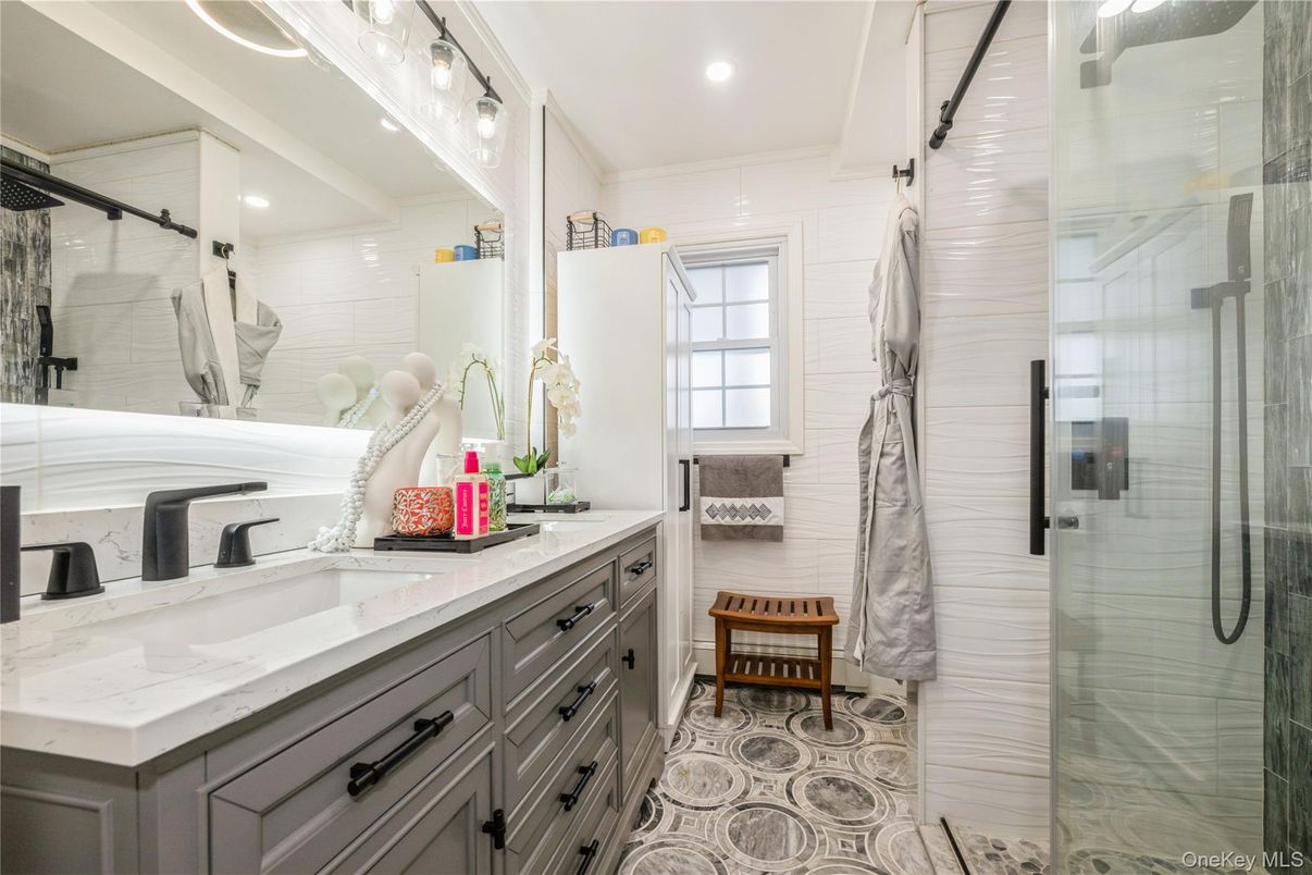 Bathroom, Dual Sink Vanities, Glass Shower, Interior, Recessed Lighting