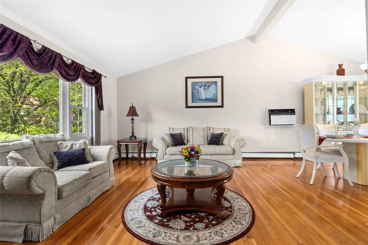 Dining room, Interior, Living room, Wood Texture Flooring