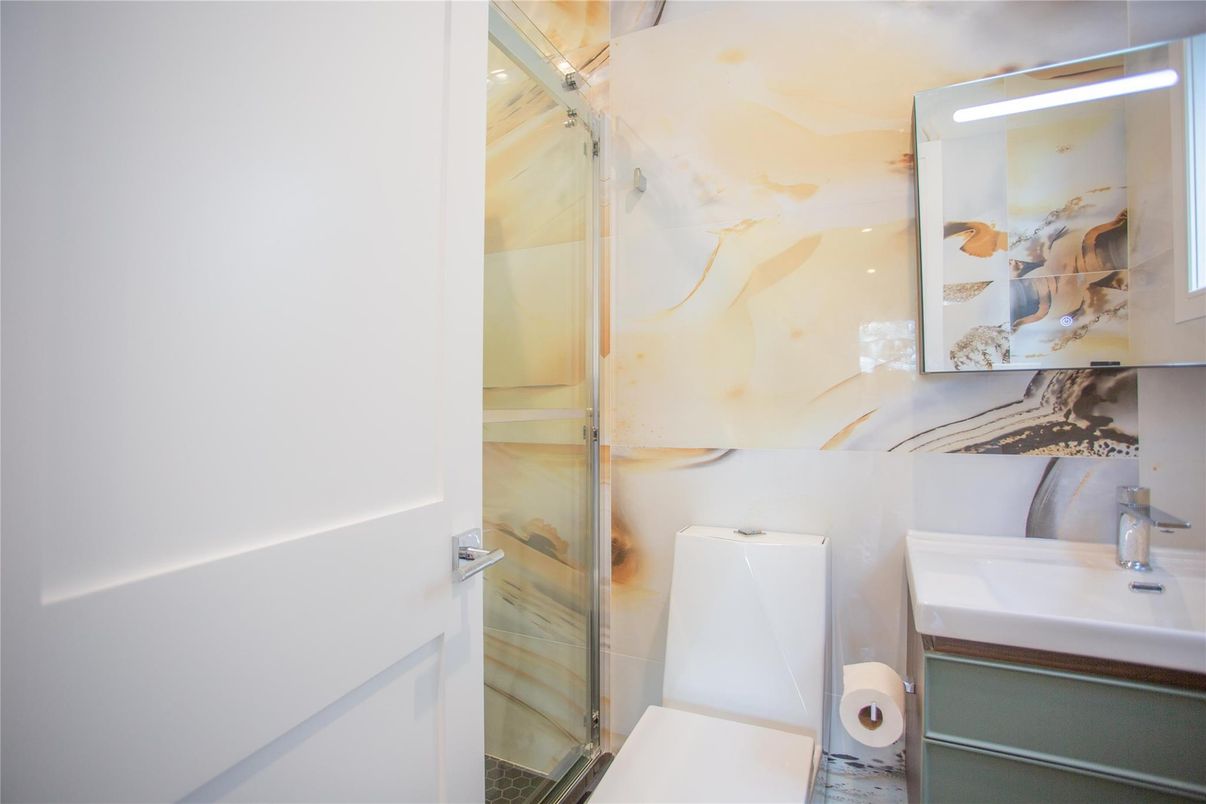 Bathroom, Glass Shower, Interior