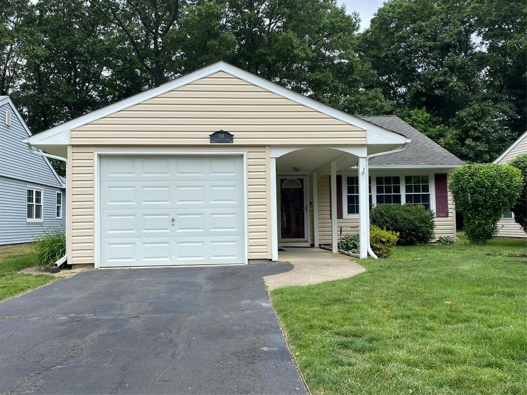 Detached Garage, Exterior, Facade, Ranch