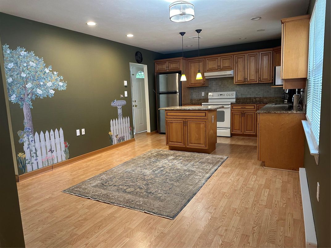 Interior, Kitchen, Pendant Lights, Recessed Lighting, Wood Texture Flooring