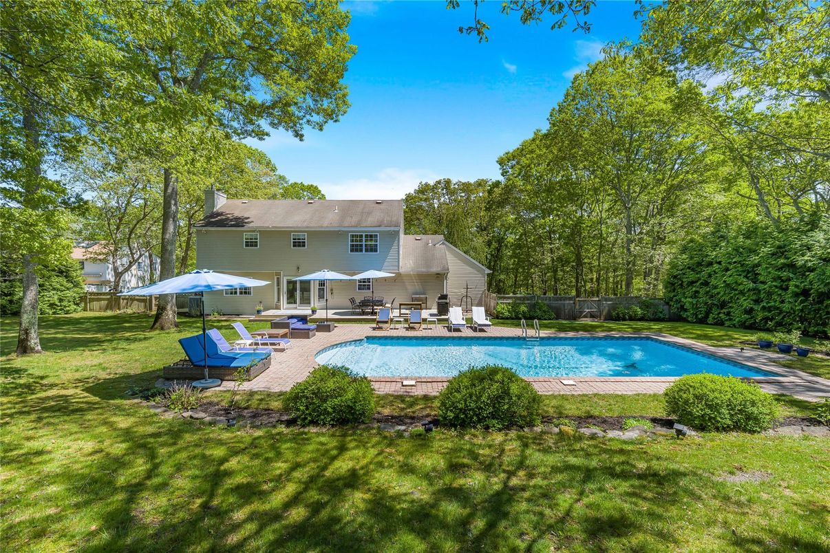 Backyard, Exterior, Pool