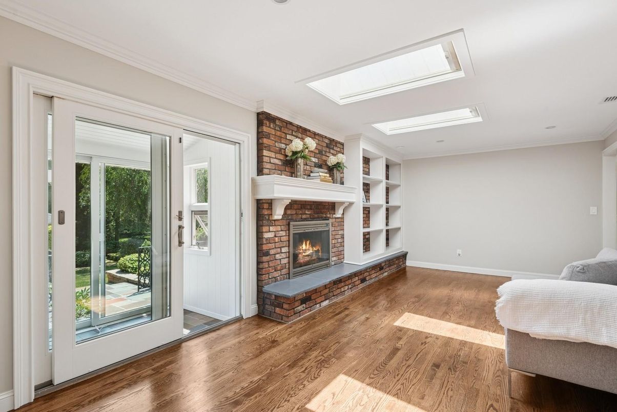 Fireplace, Interior, Recessed Lighting, Wood Texture Flooring