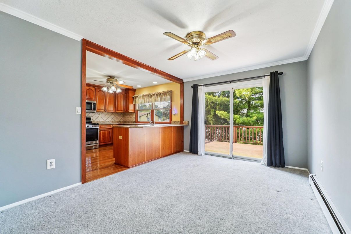 Empty room, Interior, Kitchen, Recessed Lighting, Wood Texture Flooring