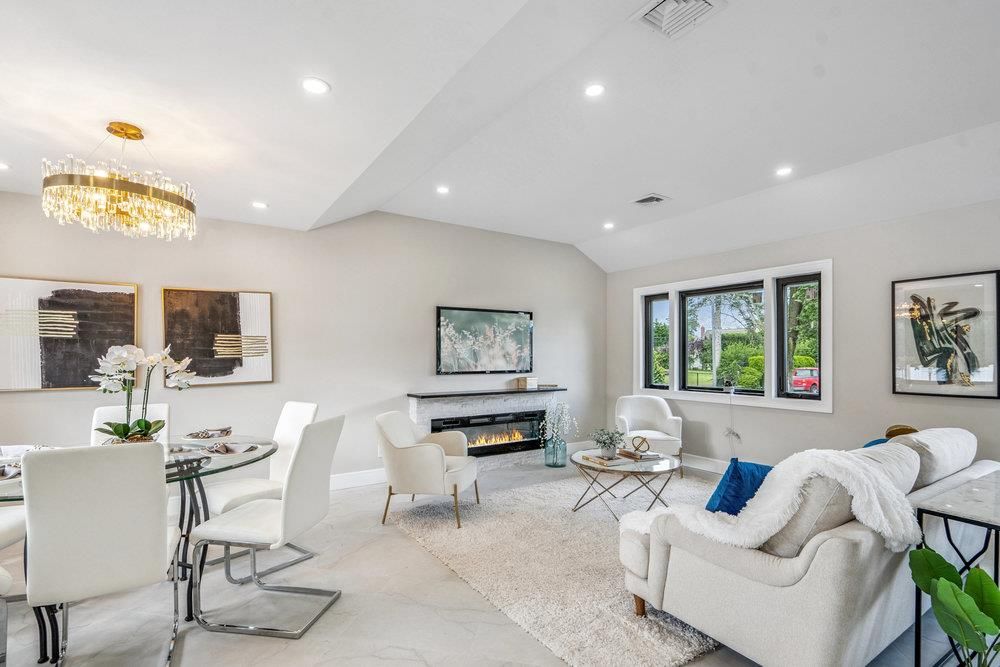 Chandelier, Dining room, Fireplace, Interior, Living room, Marble, Recessed Lighting