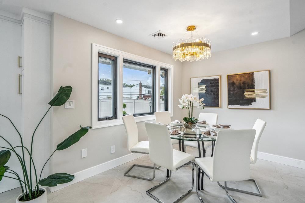 Chandelier, Dining room, Interior, Marble, Recessed Lighting