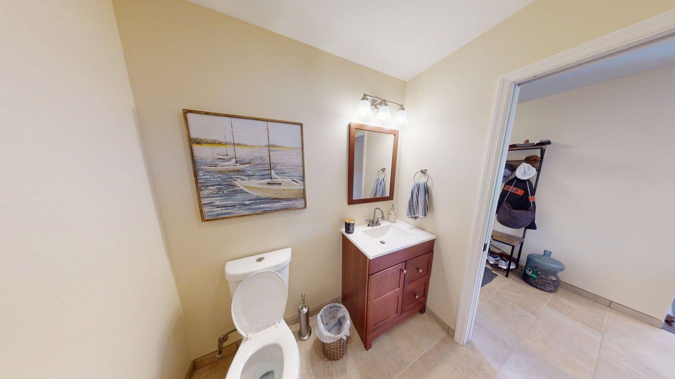 Bathroom, Dual Sink Vanities, Interior