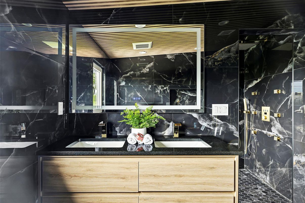 Bathroom, Interior, Marble Walls
