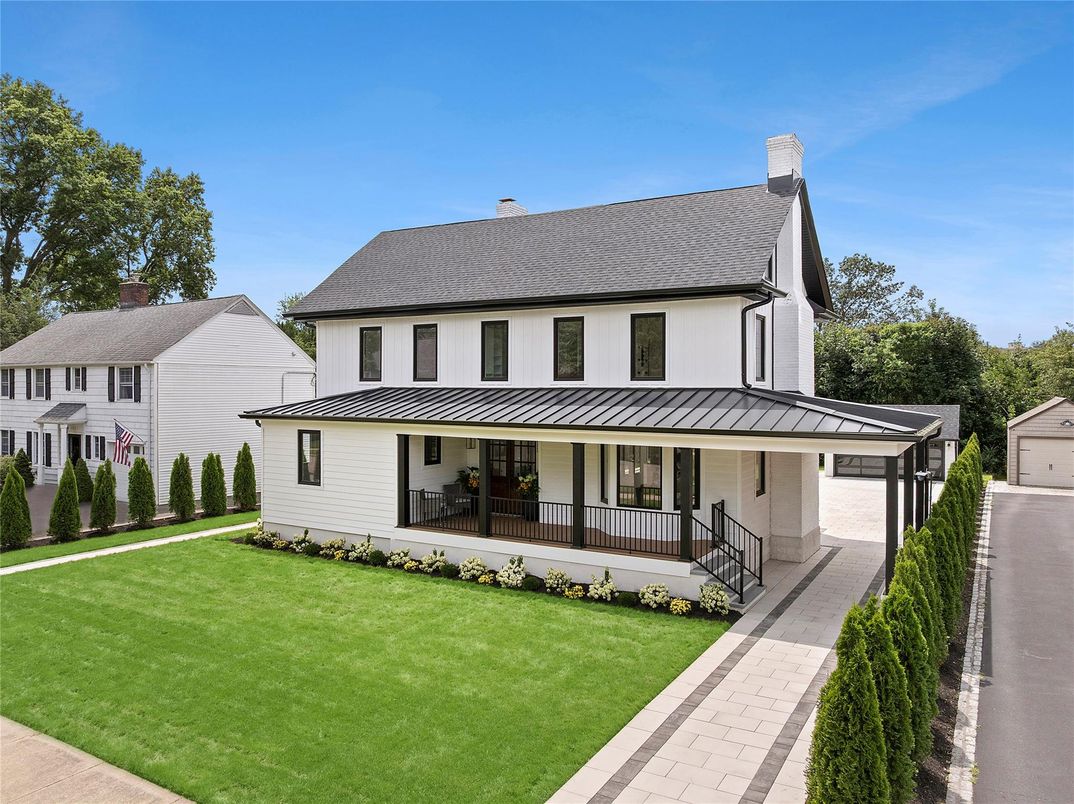 Backyard, Exterior, Facade, Farmhouse