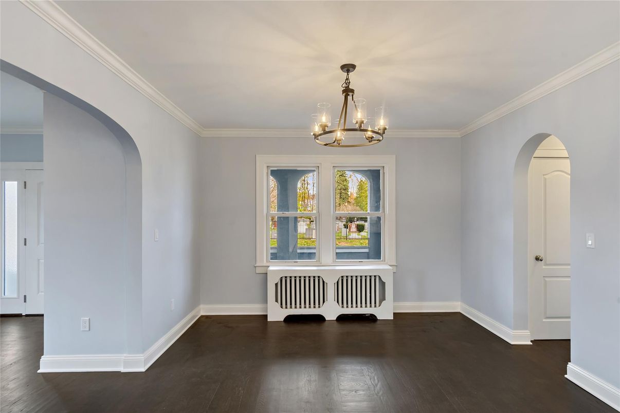 Chandelier, Interior, Wood Texture Flooring