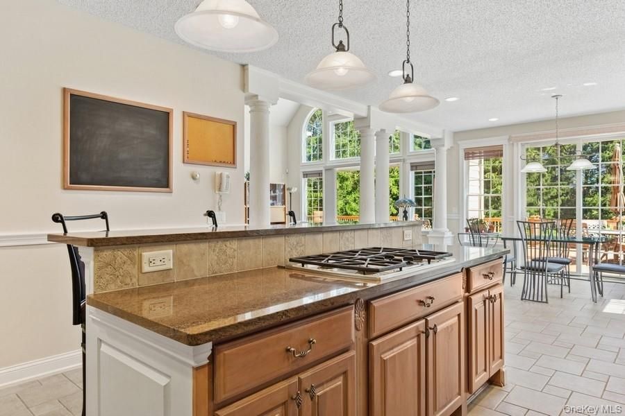 Dining room, Interior, Kitchen, Pendant Lights, Recessed Lighting