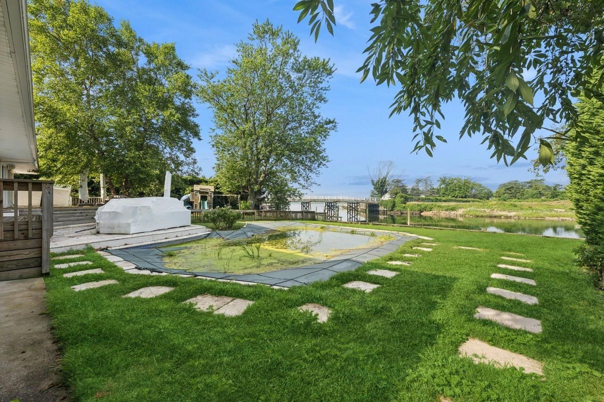 Backyard, Exterior, Water