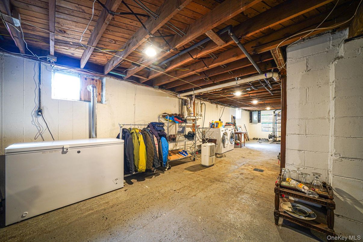 Interior, Wooden Beams