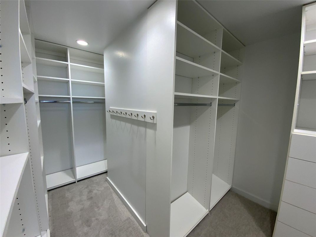 Interior, Recessed Lighting, Walk-in Closets