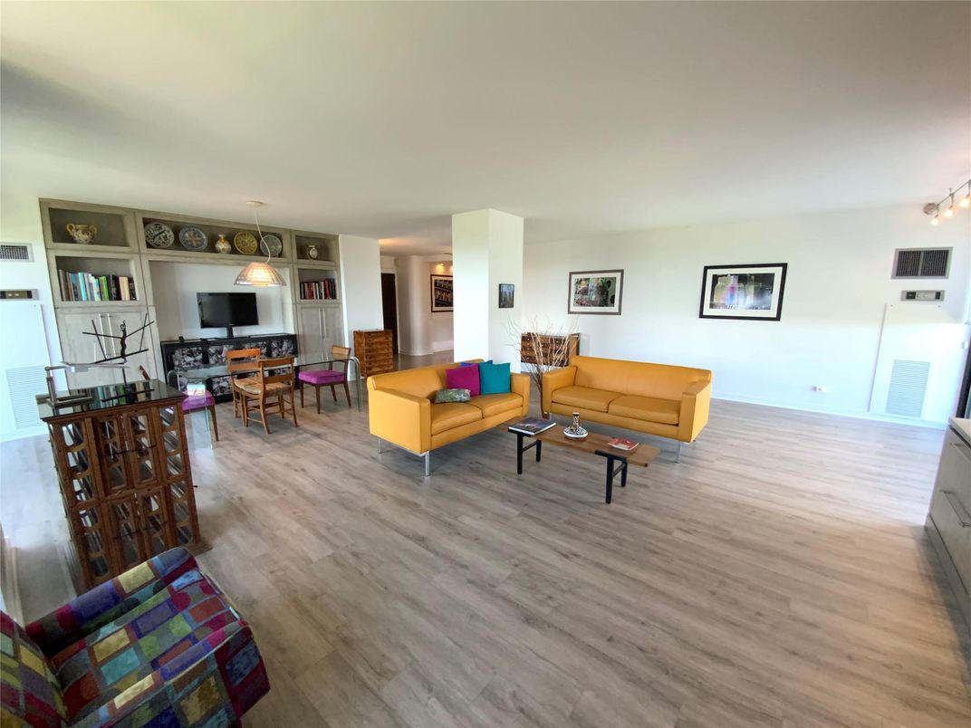 Interior, Living room, Pendant Lights, Wood Texture Flooring