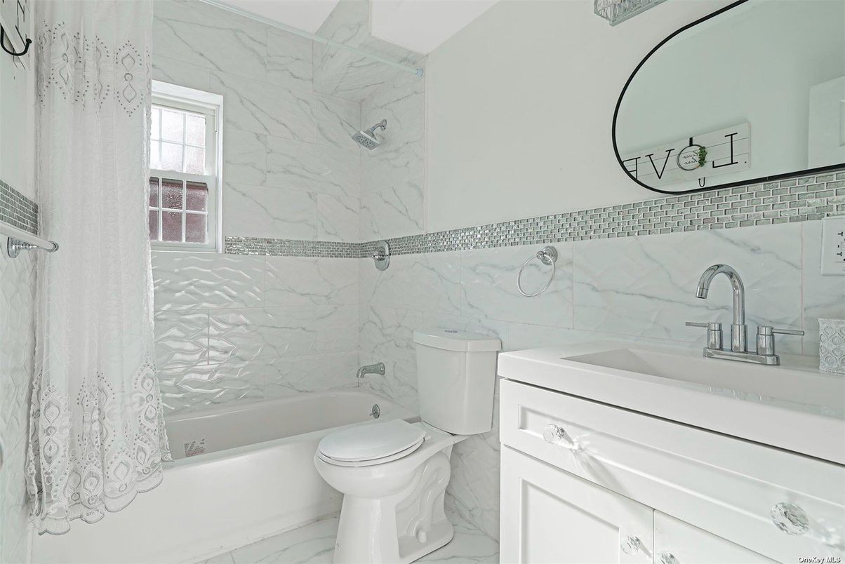 Bathroom, Interior, Marble, Marble Walls