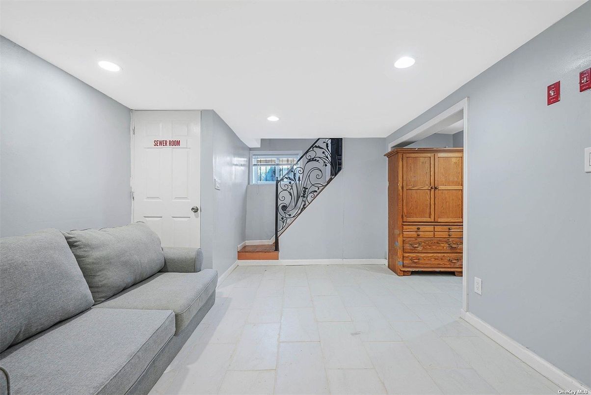 Interior, Recessed Lighting