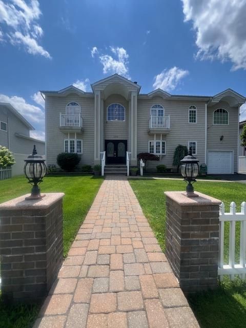 Backyard, Exterior, Facade, French Provincial