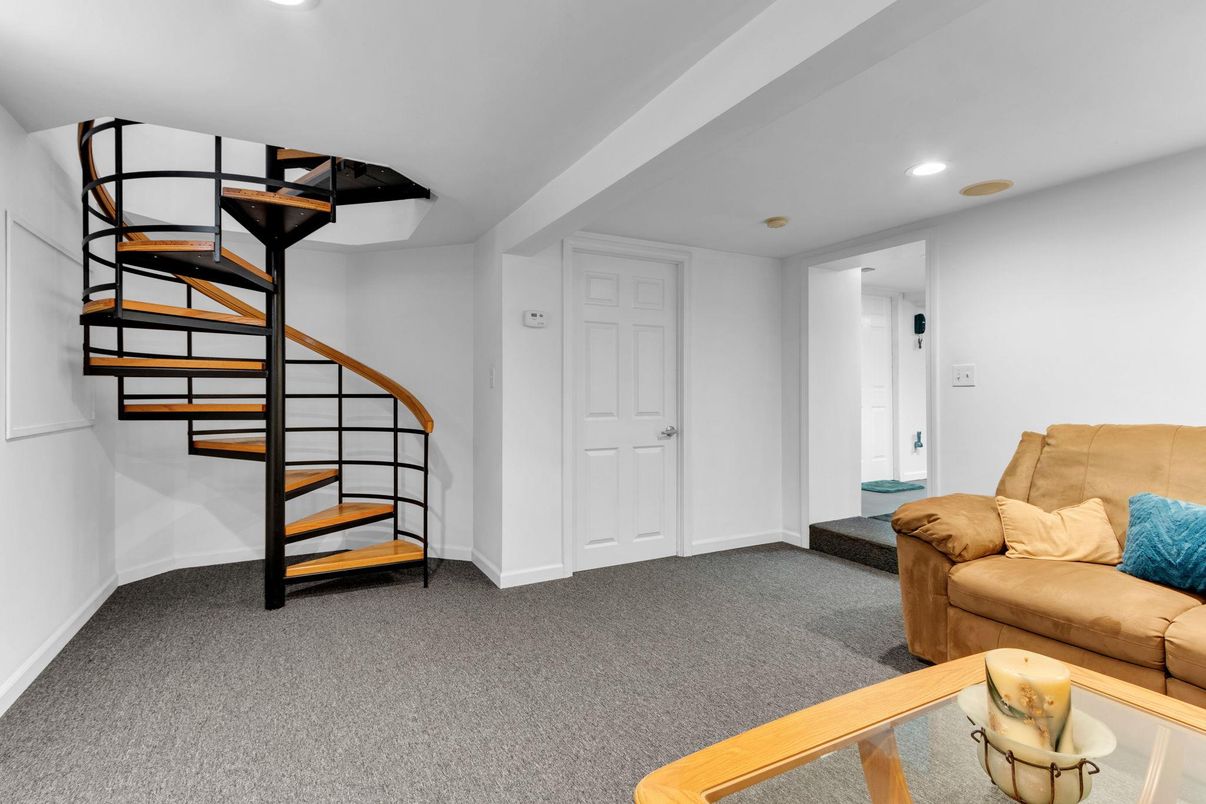 Interior, Recessed Lighting
