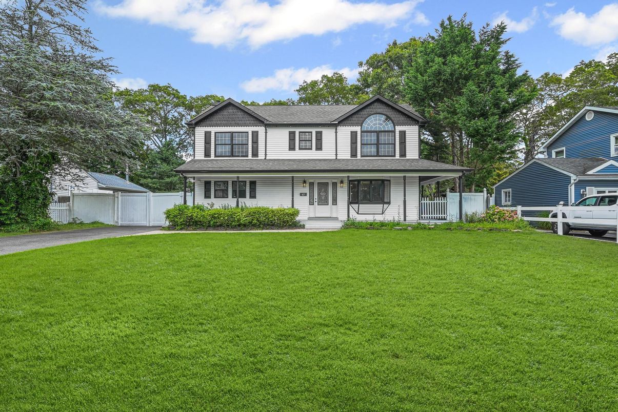 Attached, Backyard, Exterior, Facade, Solar Panels, Farmhouse
