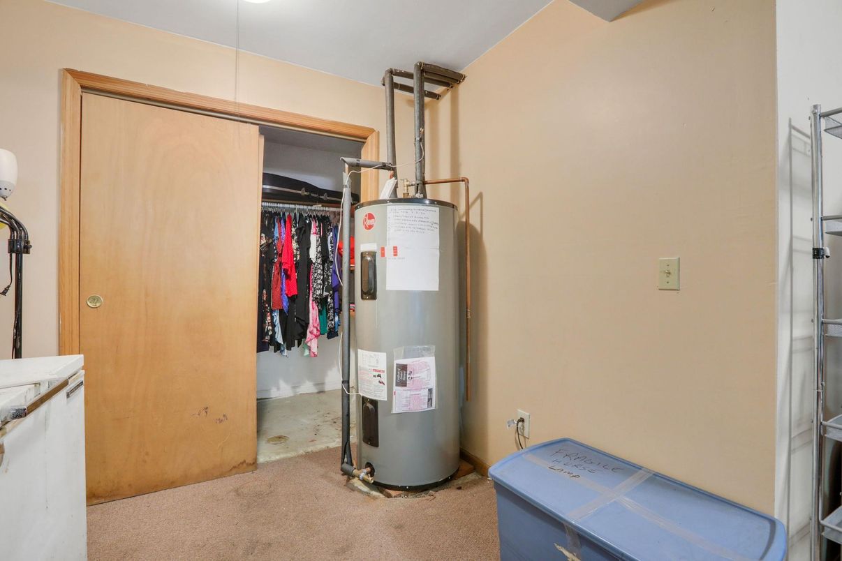 Interior, Walk-in Closets