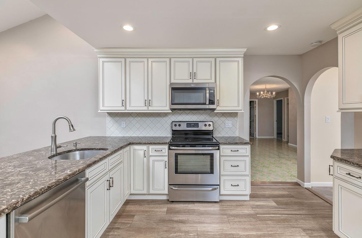 Chandelier, Interior, Kitchen, Recessed Lighting, Stainless Steel Appliances, Wood Texture Flooring