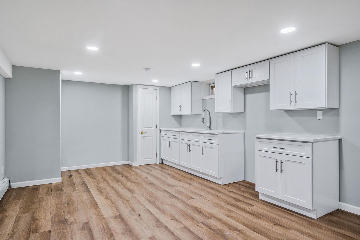 Interior, Kitchen, Recessed Lighting, Wood Texture Flooring