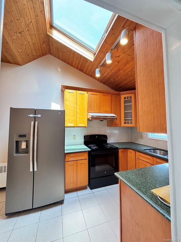 Interior, Kitchen, Wooden Ceilings
