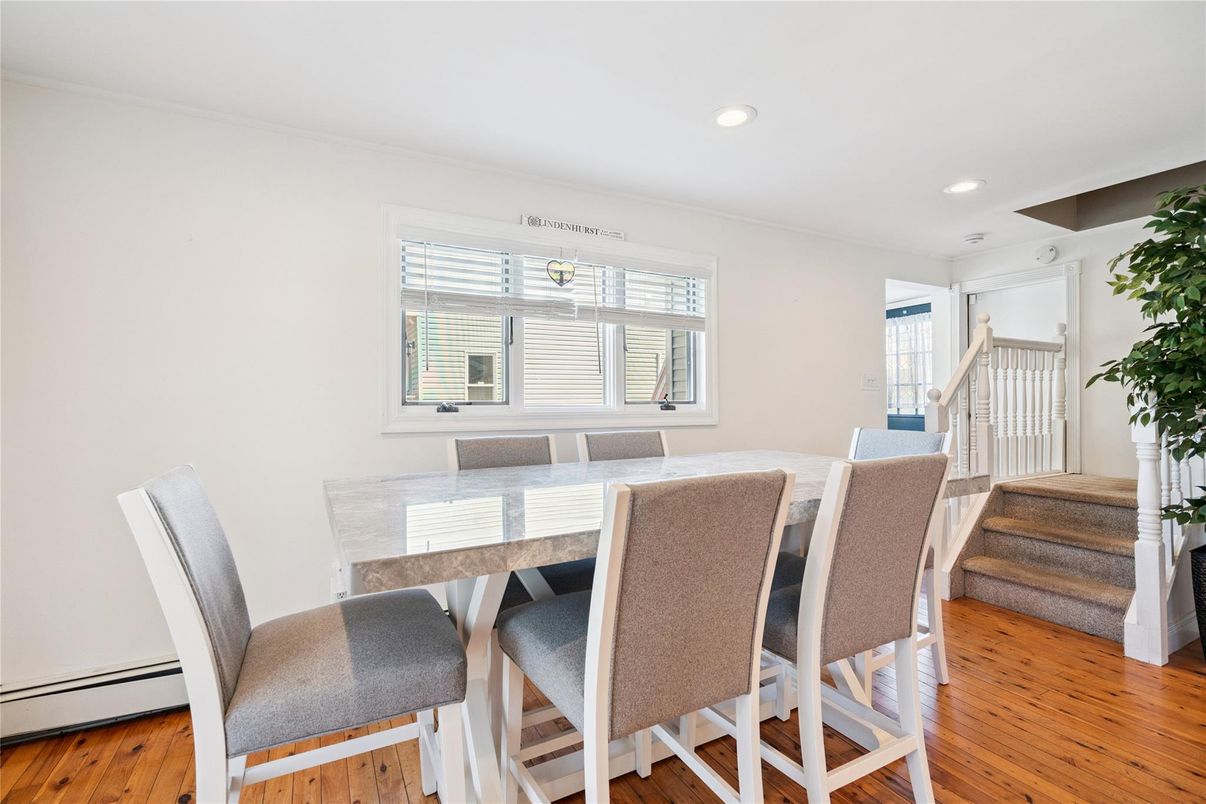 Dining room, Interior, Recessed Lighting, Wood Texture Flooring