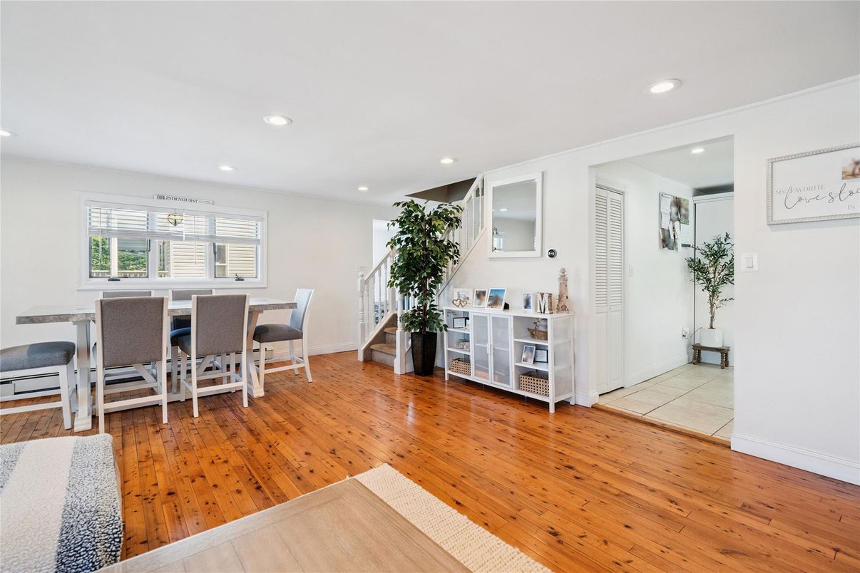 Dining room, Interior, Recessed Lighting, Wood Texture Flooring