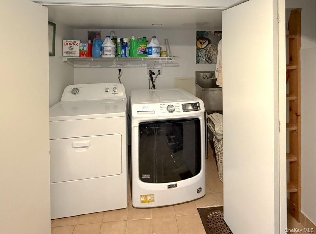 Interior, Utility Closets, Washer