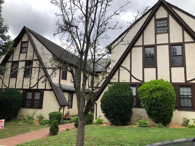 Exterior, Facade, Tudor Revival