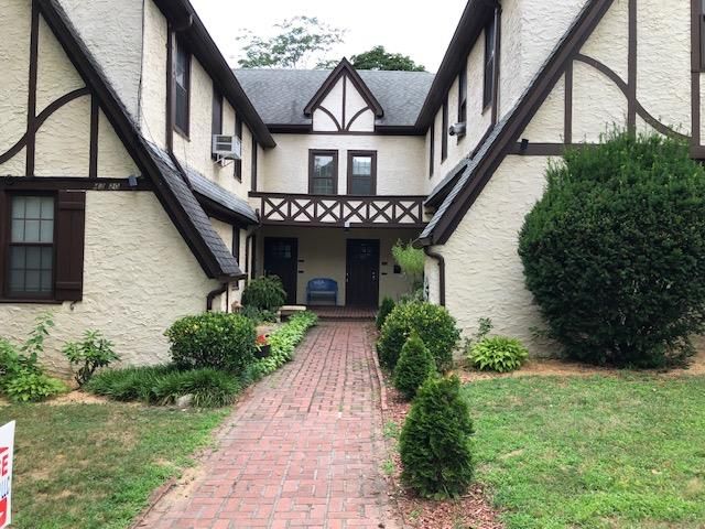 Exterior, Facade, Tudor Revival