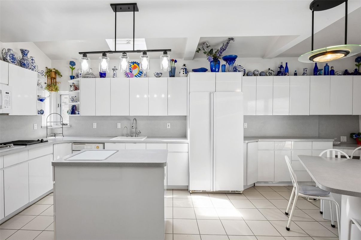 Interior, Kitchen, Pendant Lights