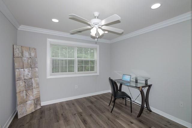 Home Office, Interior, Recessed Lighting, Wood Texture Flooring