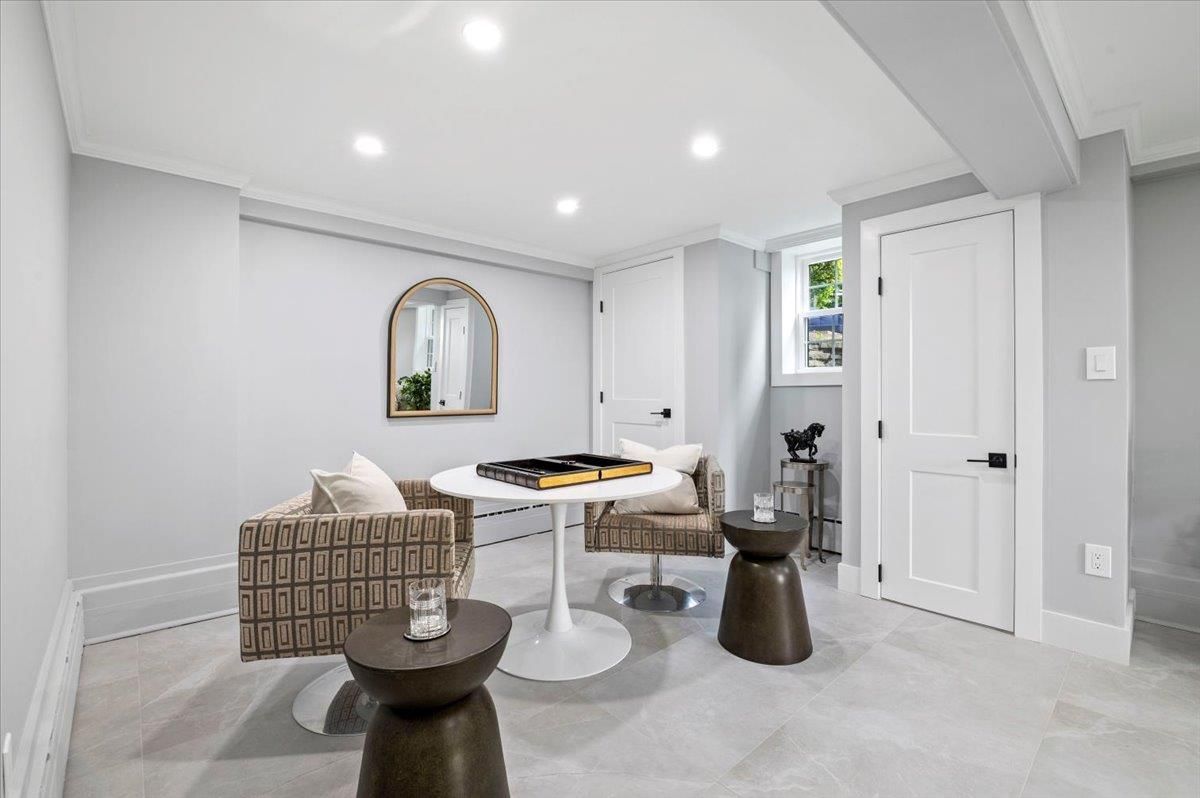 Interior, Recessed Lighting