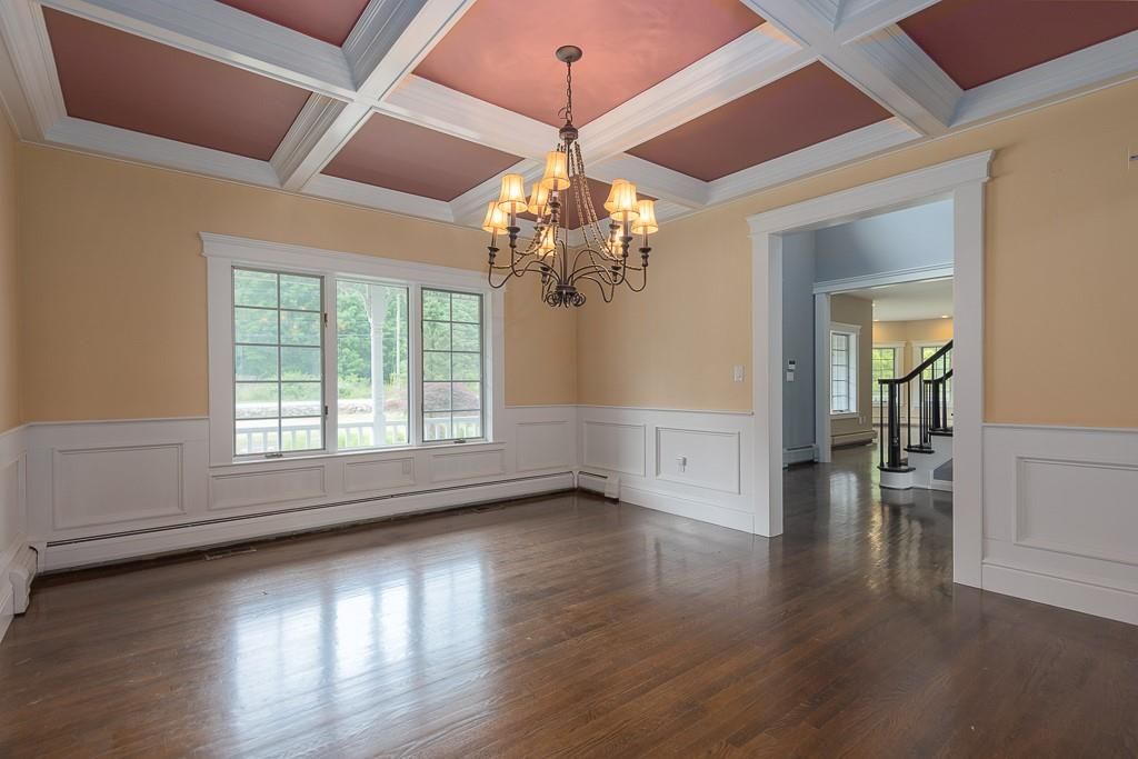 Chandelier, Empty room, Interior, Wood Texture Flooring
