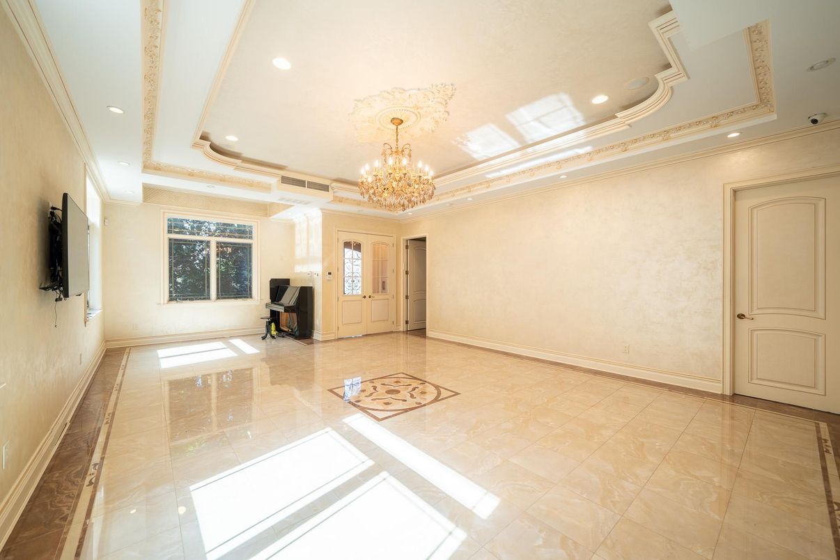 Chandelier, Interior, Recessed Lighting