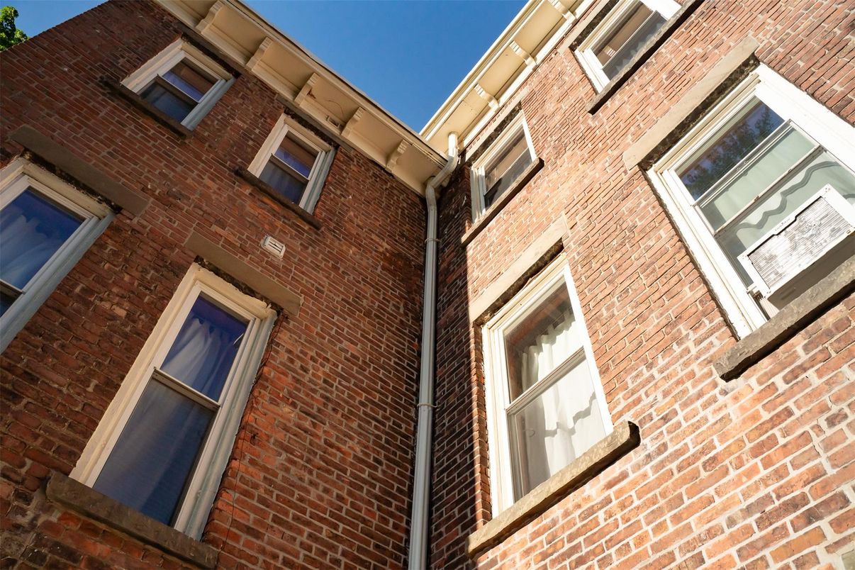 Exterior, Facade, Brick Facade, Rowhouse