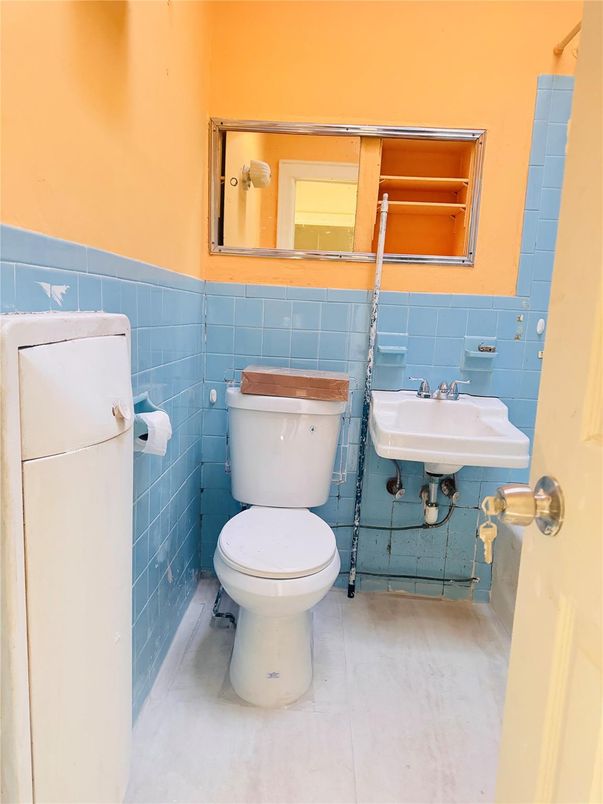 Bathroom, Interior
