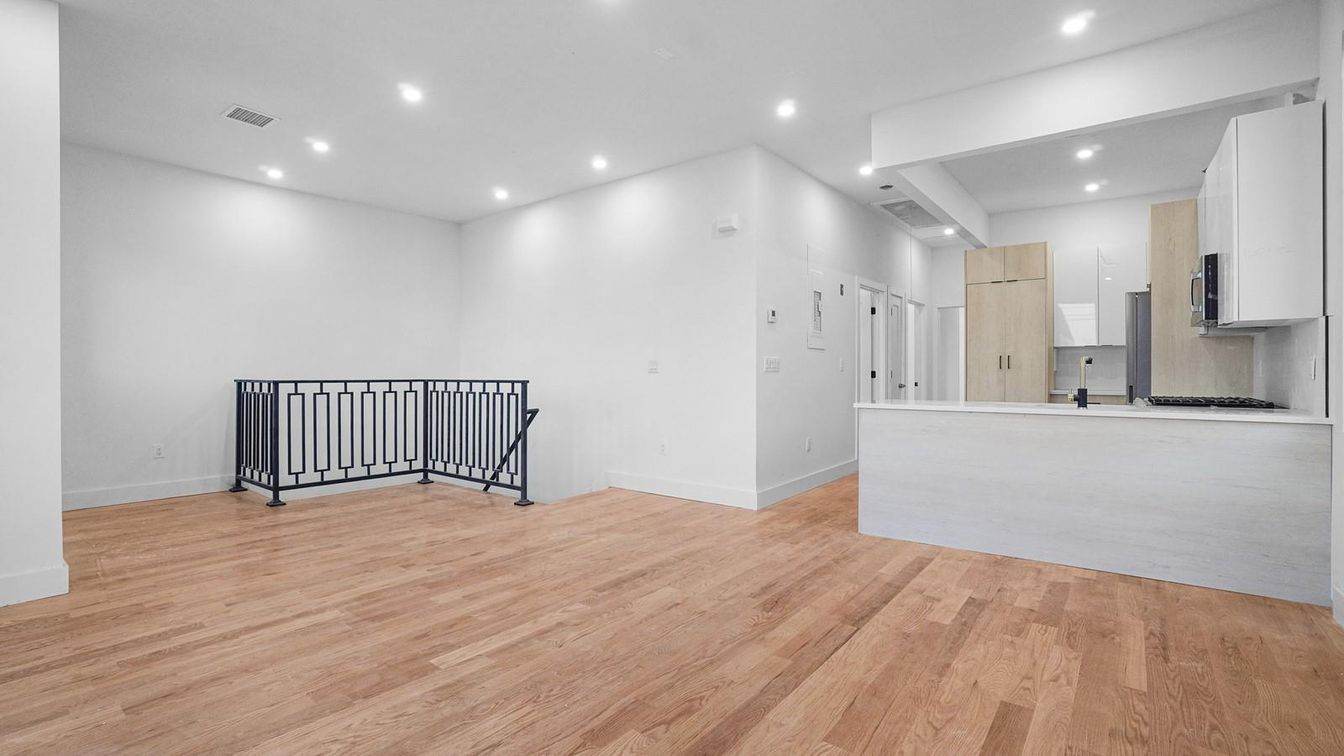 Interior, Kitchen, Recessed Lighting, Wood Texture Flooring