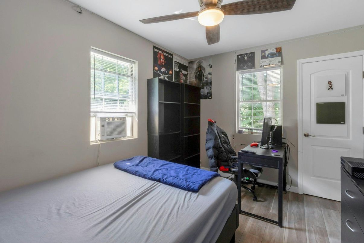 Bedroom, Home Office, Interior, Wood Texture Flooring