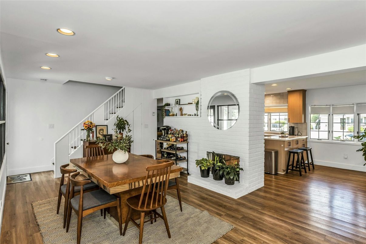Dining room, Fireplace, Interior, Recessed Lighting, Wood Texture Flooring