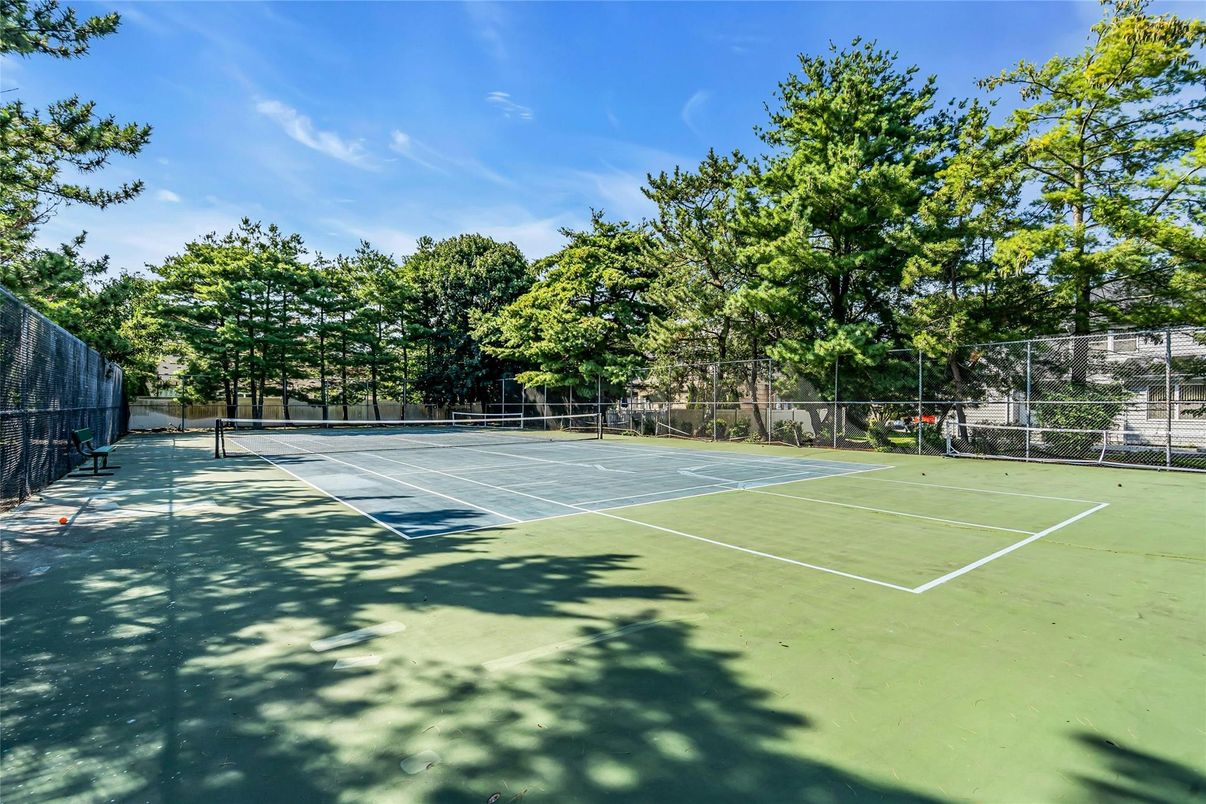 Exterior, Tennis Courts